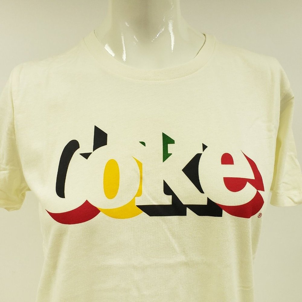 Coke Graphic T-Shirt Coca-Cola Juniors Ivory Natural by Target New with Tags